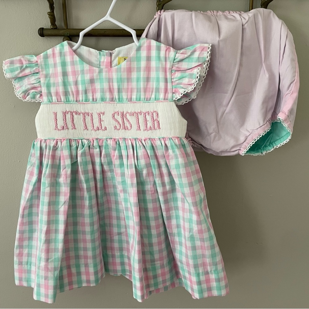 Busy Bees Smocks “Little Sister” Swing Set 3T